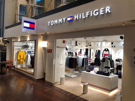 tommy hilfiger store pickup.